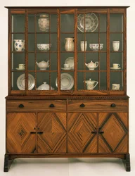 Boekenkast ontworpen door Peter Waals (1870-1937) na Ernest Gimson, gemaakt door Ernest Smith, 1936-7